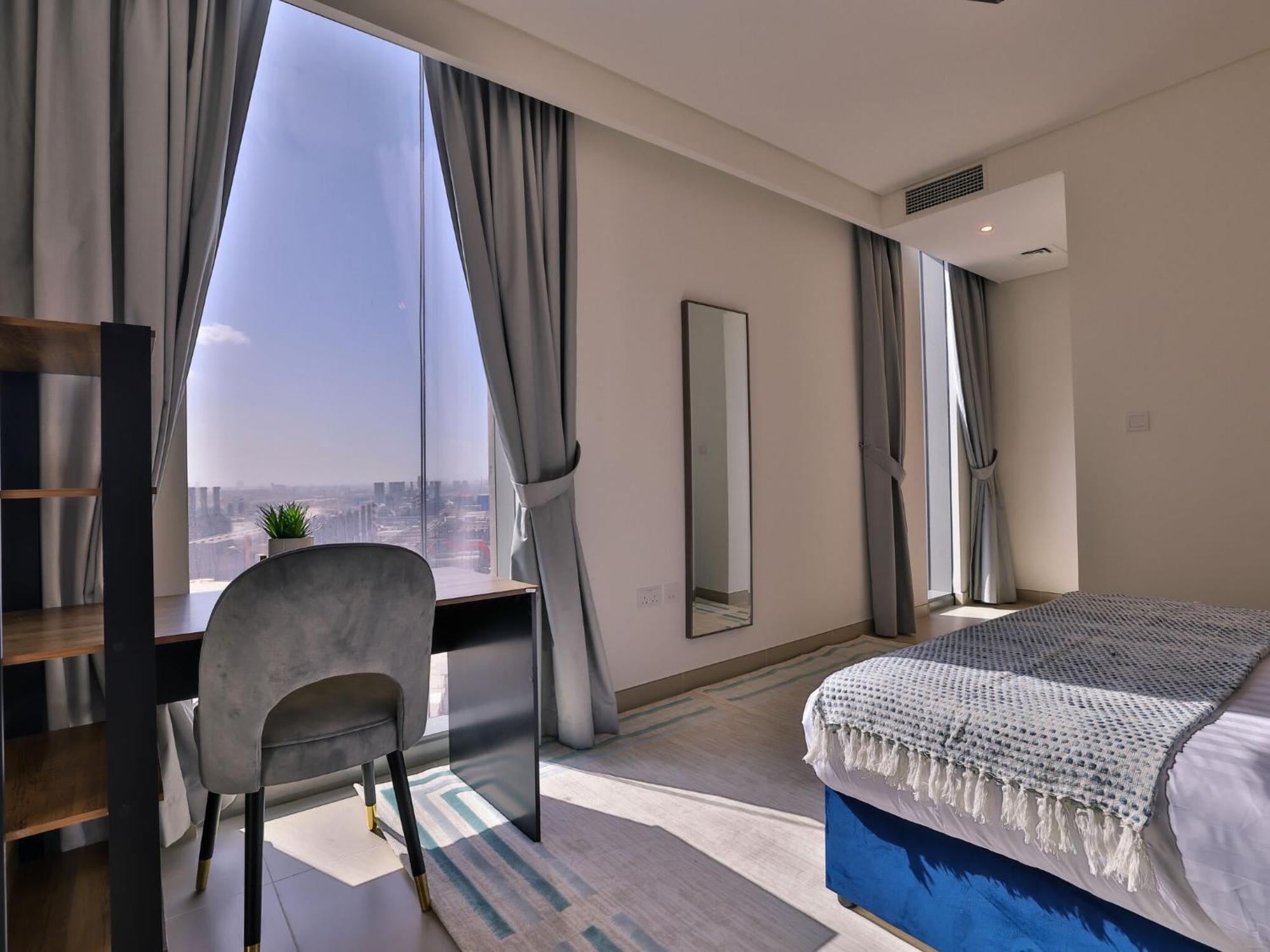Luxurious Apartments Dubai Marina Views Pool Gym By Sojo Stay Exterior foto