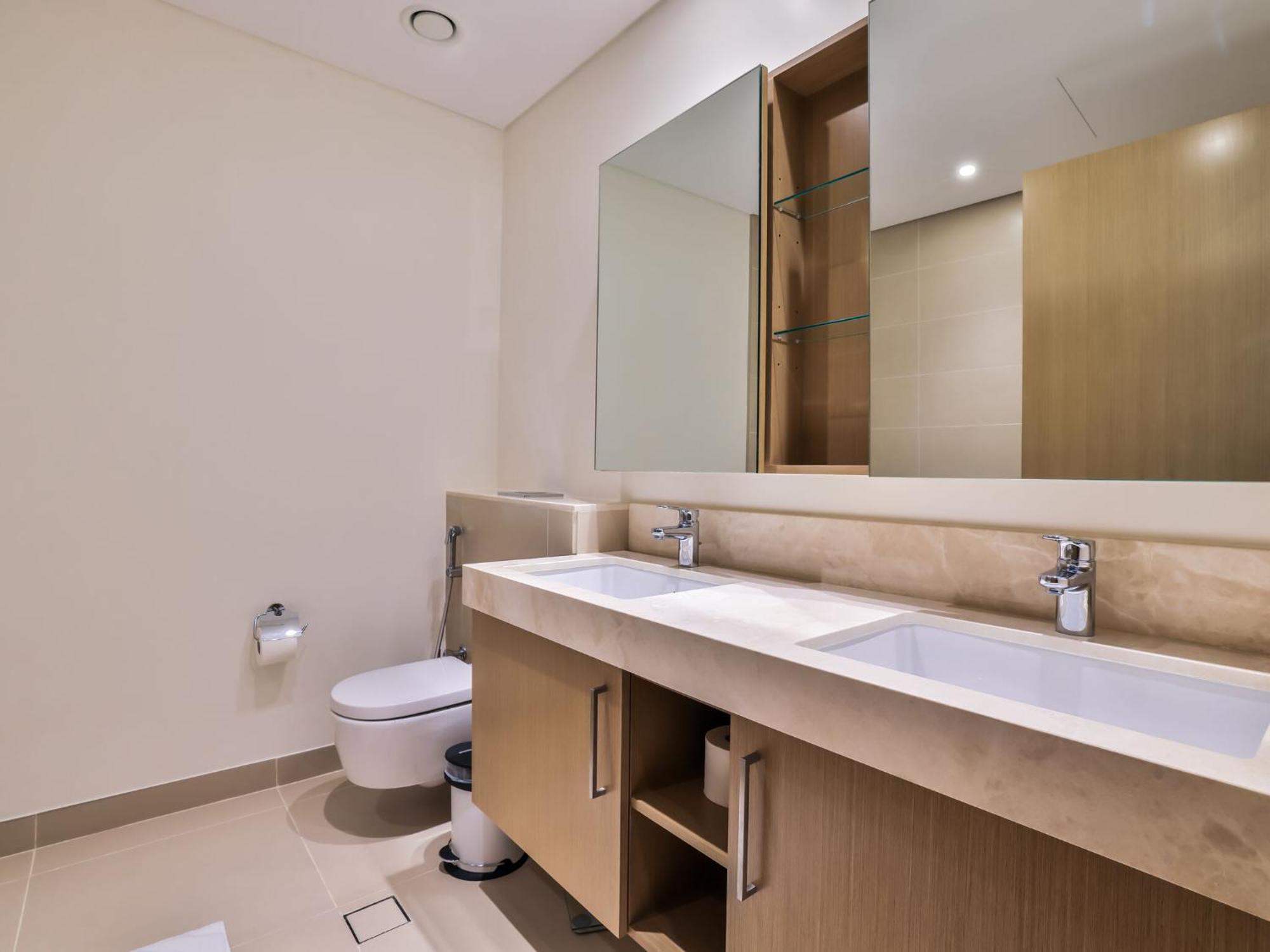 Luxurious Apartments Dubai Marina Views Pool Gym By Sojo Stay Exterior foto